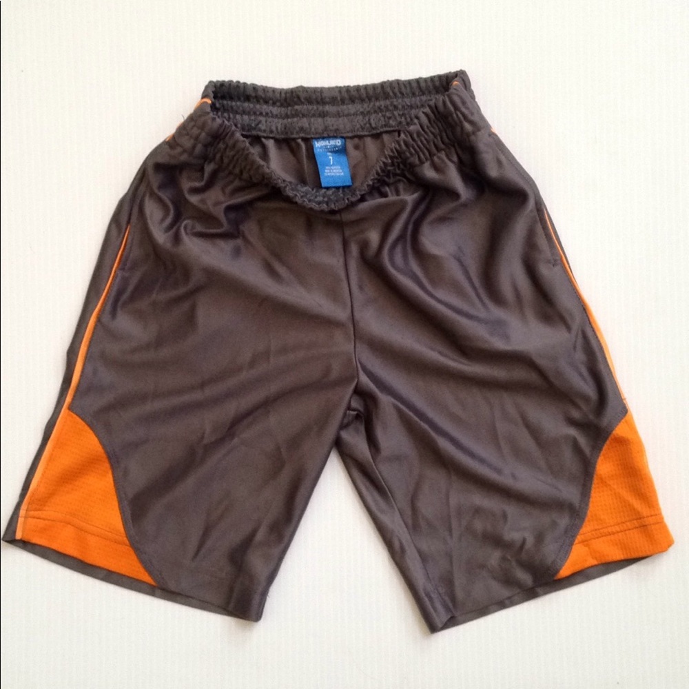 FINAL MARKDOWN Boy's Highland Outfitters Sport Shorts, Sz 7